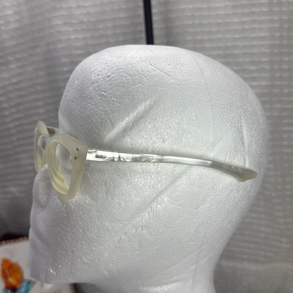 (Z6) FRAME FRANCE, vintage pearly white glasses for girls - Picture 8 of 12